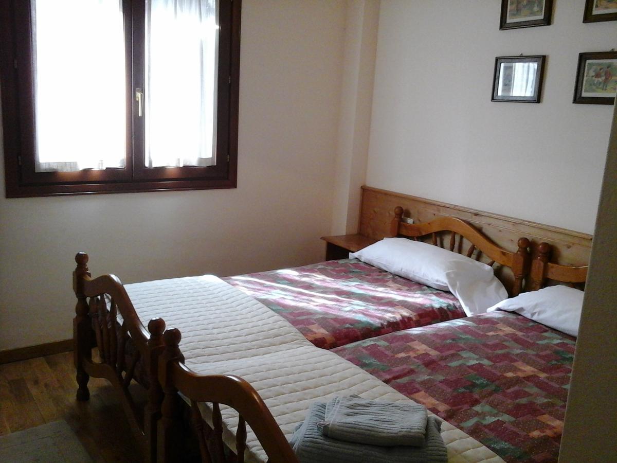 Apartamentos Tanau 바케이라-베렛 외부 사진